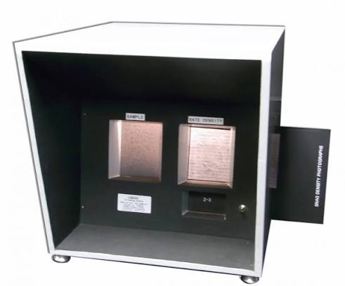 Schröder Model LBT-ICIVC, Mace Snagging Viewing Cabinet
