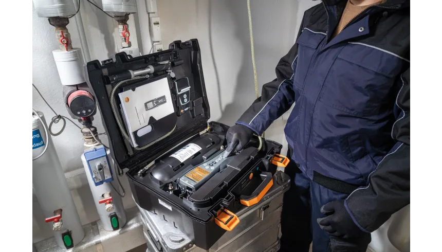Pro set testo 324 - Pressure and leakage measuring instrument
